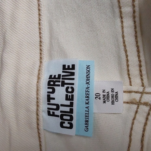 WOMEN'S FLARE LEG DENIM PANT | FUTURE COLLECTIVE | 20 - Picture 8 of 14